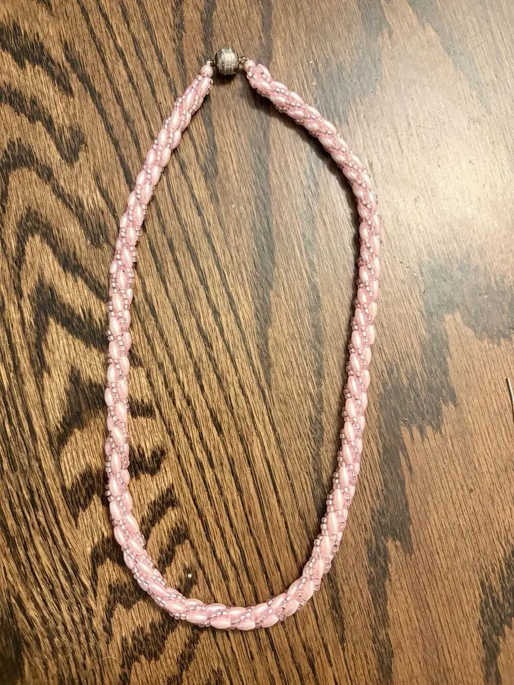 Vintage Pink Beaded Faux Pearl Necklace – Ornate Magnetic Clasp – Clasp Needs Re